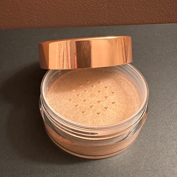 Becca Glow Dust Highlighter - Picture 5 of 5